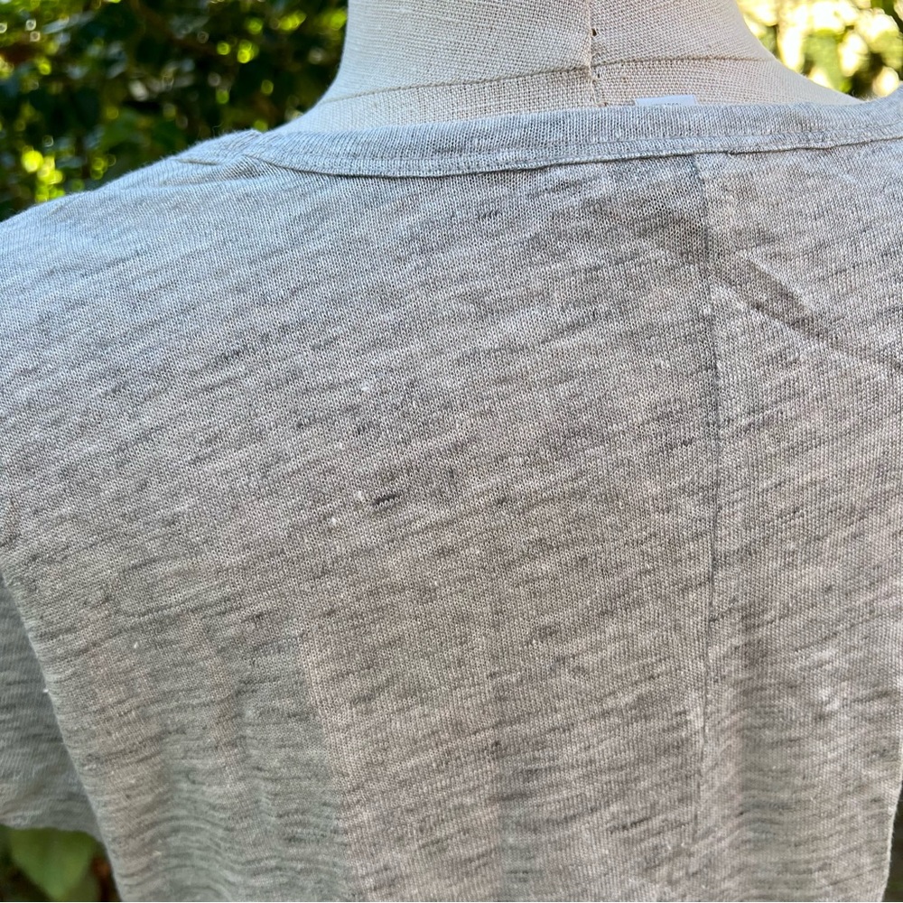 NWOT Banana Republic Linen V-Neck T-Shirt Gray Sz S - Picture 4 of 10